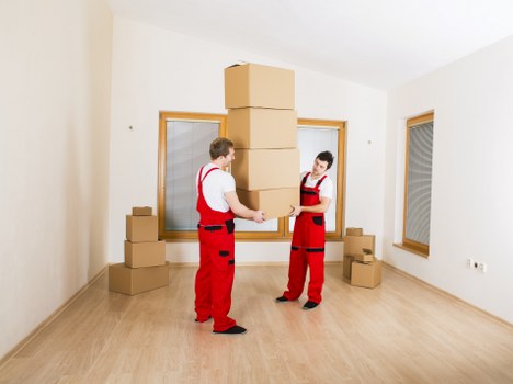 Commercial and residential moving support in Ealing